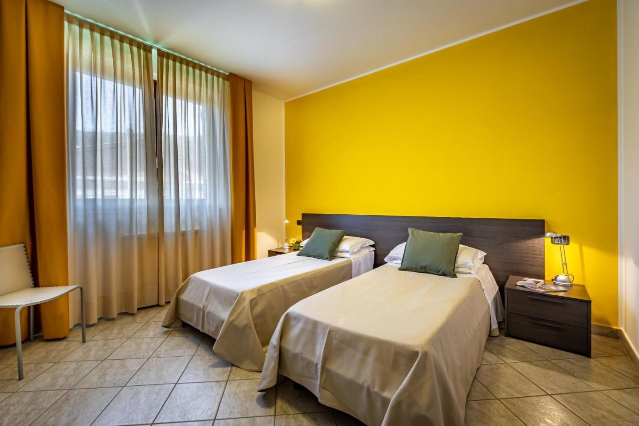 Residence Arianna Rosia Екстериор снимка