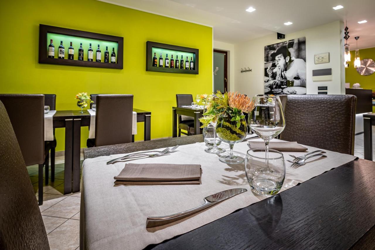 Residence Arianna Rosia Екстериор снимка